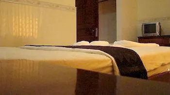 The Golden Square Hotel