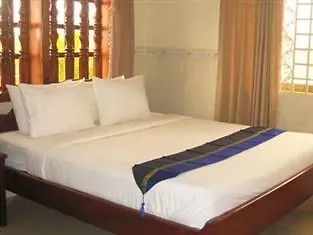 The Golden Square Hotel 2*
